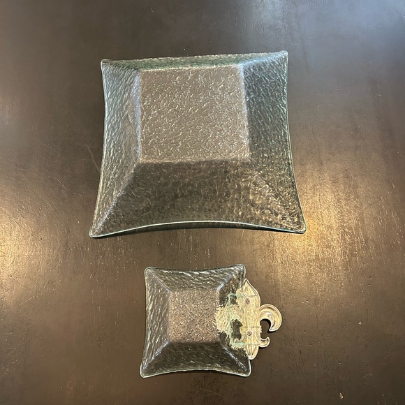 Thirstystone 2-Piece Square Chip N Dip Glass Set, Fleur De Lis - Picture 4 of 6